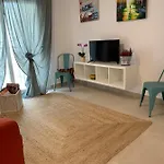 Bnbook Medea 2 Aparthotel 3*