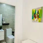Bnbook Medea 2 3* Fuengirola