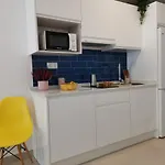Apartmanhotel Bnbook Medea 2 3*