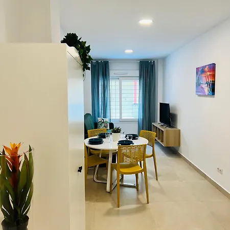 Апарт-отель Bnbook Medea 2 Фуэнхирола