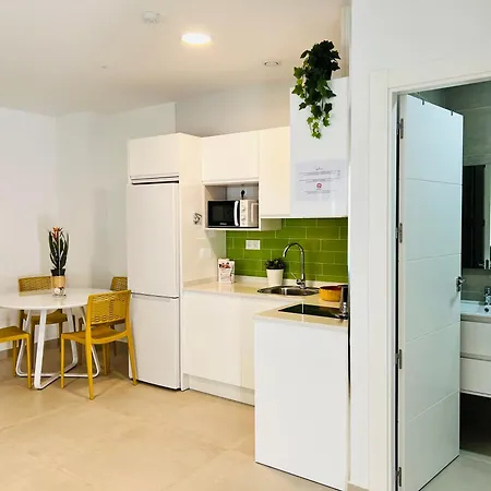 Апарт-отель Bnbook Medea 2