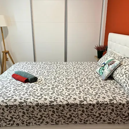 Bnbook Medea 2 Апарт-отель