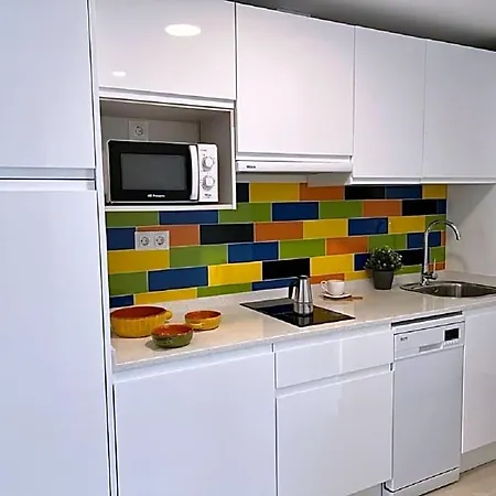 Bnbook Medea 2 Hotel apartamentowy 3*