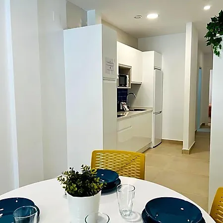 Bnbook Medea 2 Hotel apartamentowy