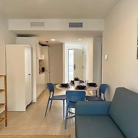 Bnbook Medea 2 Hotel apartamentowy 3*