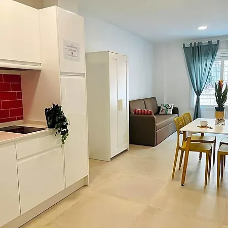 Hotel apartamentowy Bnbook Medea 2 3*