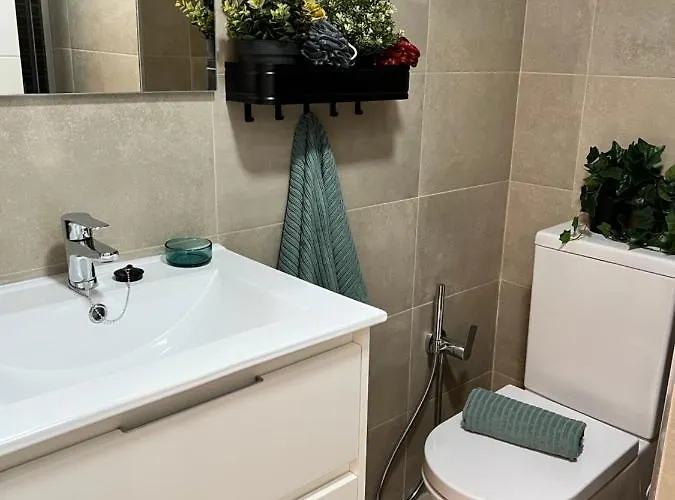 Bnbook Medea 2 3* 丰希罗拉