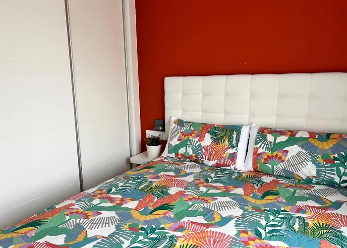 Bnbook Medea 2 3* 丰希罗拉