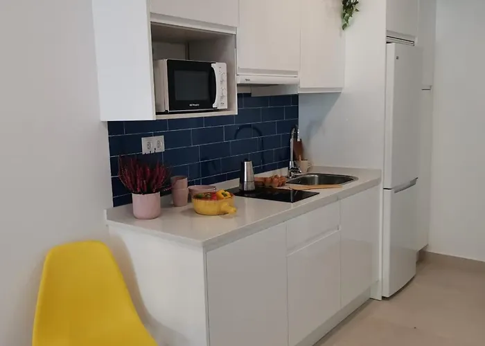 Bnbook Medea 2 Апарт-отель