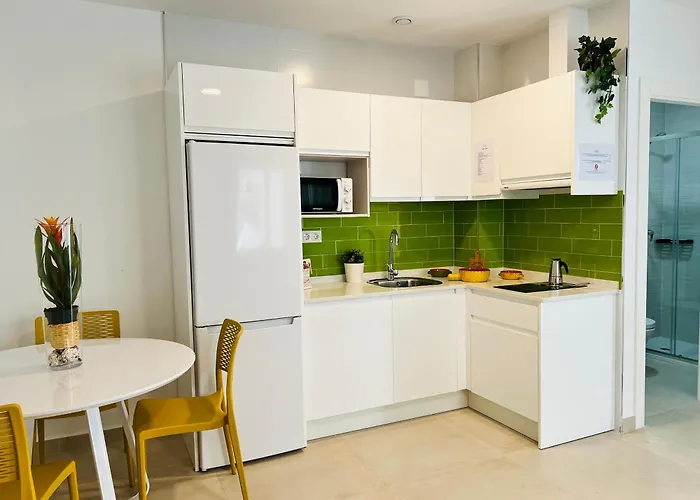 Bnbook Medea 2 Апарт-отель 3*