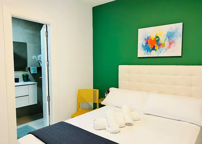 Bnbook Medea 2 3* Fuengirola