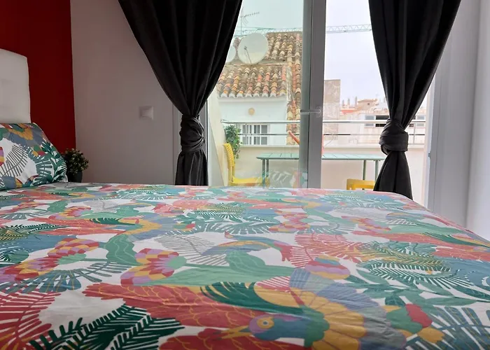 Bnbook Medea 2 Apartahotel