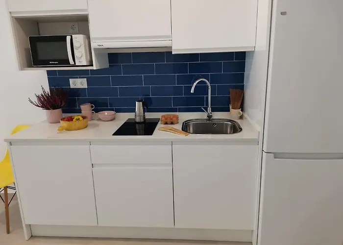 Apartahotel Bnbook Medea 2 3*