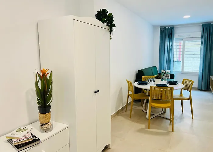 Bnbook Medea 2 Apartahotel